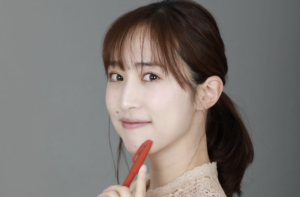 競馬予想Youtuber 天童なこ